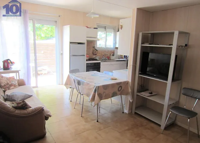 Maison 6 Pers Proche Avec Terrasse Et Parking - Fr-1-781-97 *